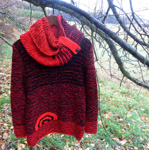 červánkový svetřík s nákrčníkem