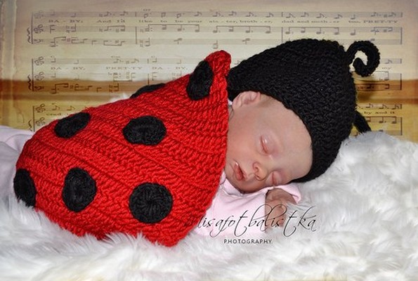 Háčkovaný komplet 