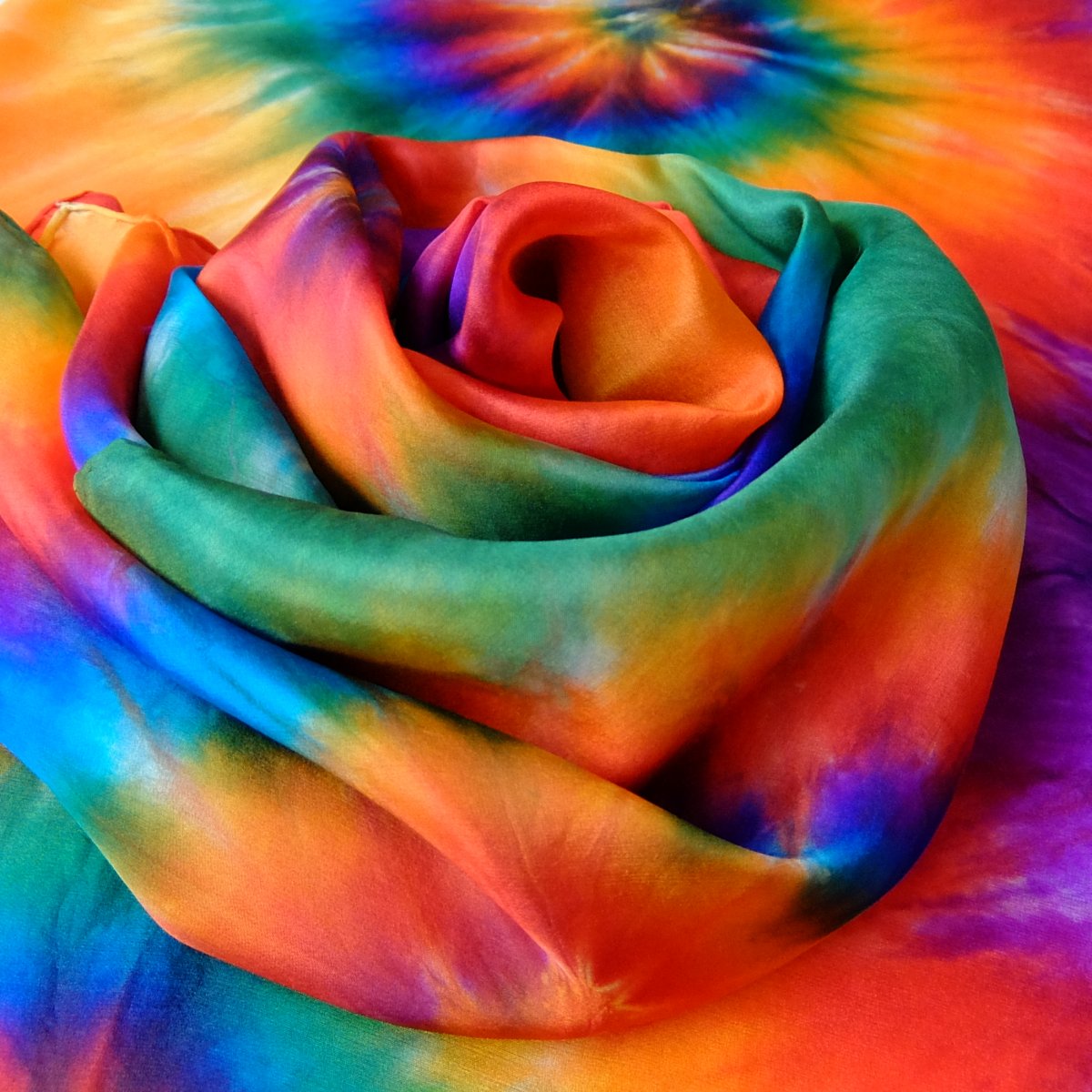 Hedvábná MAXI šála, pareo