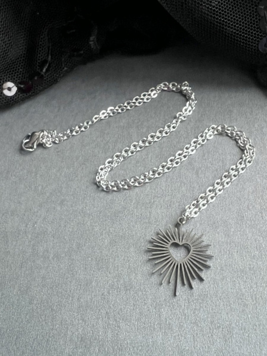 Řetízek se srdíčkovým přívěskem - S.Steel