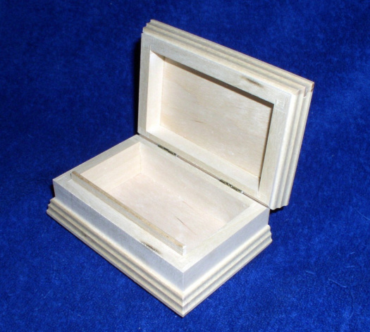 Krabička se zdobným rámem menší DD25