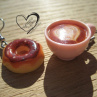 RŮŽOVÉ CAPPUCCINO S DONUTEM