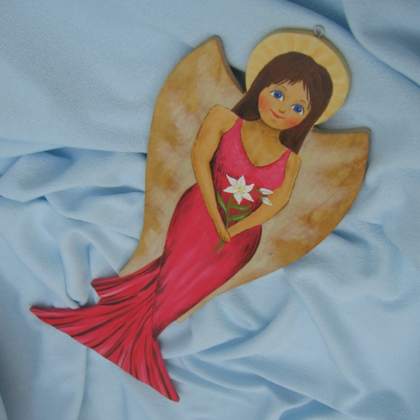 ŠTĚSTÍ POD ANDĚLSKÝMI KŘÍDLY