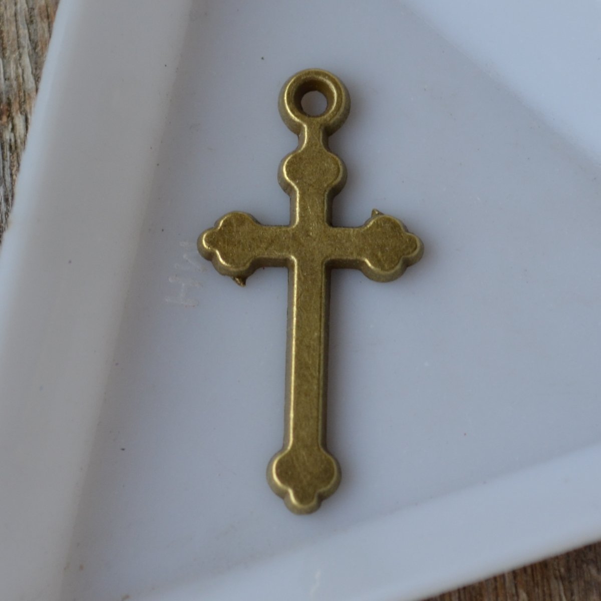 křížek 29*14 mm 1 ks-2205