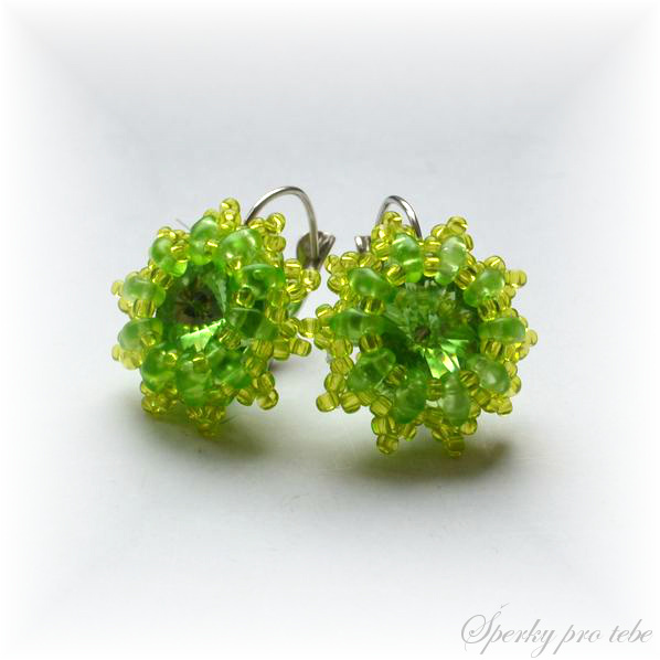 Obšité rivolky Swarovski Elements 