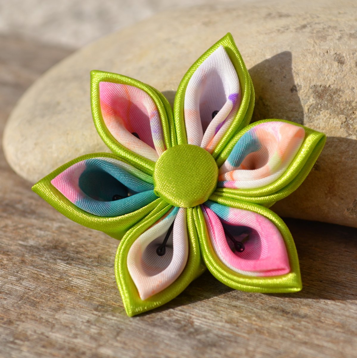 Kanzashi brož Takeo