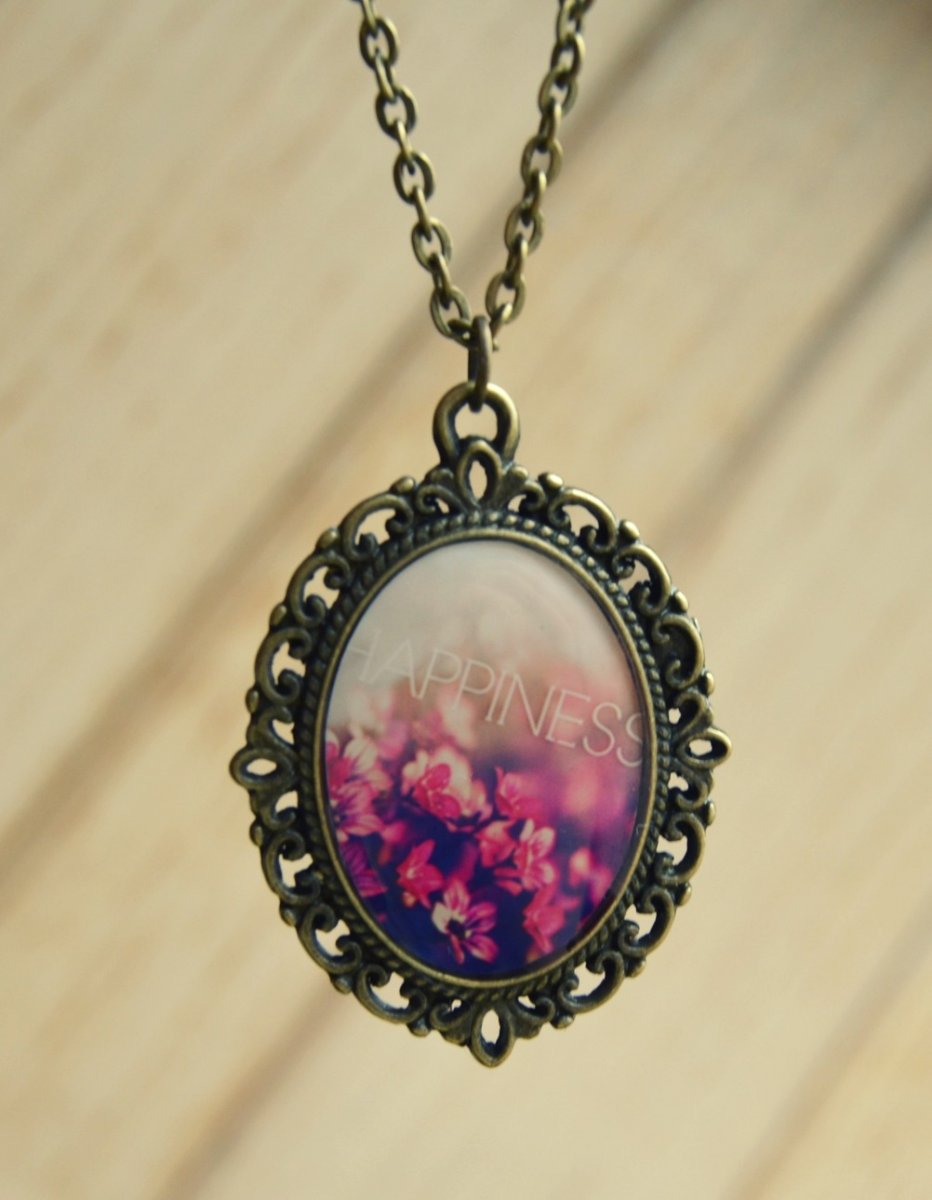 Květinový náhrdelnik HAPPINESS