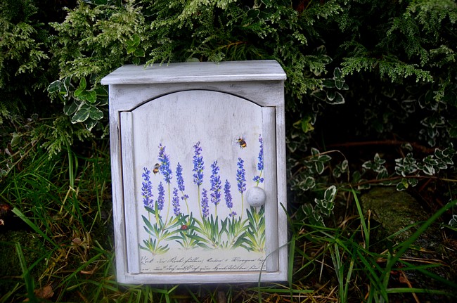 Skříňka na klíče - levandule