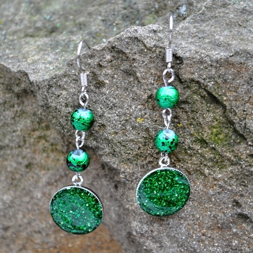 Zelené třpytivé náušnice