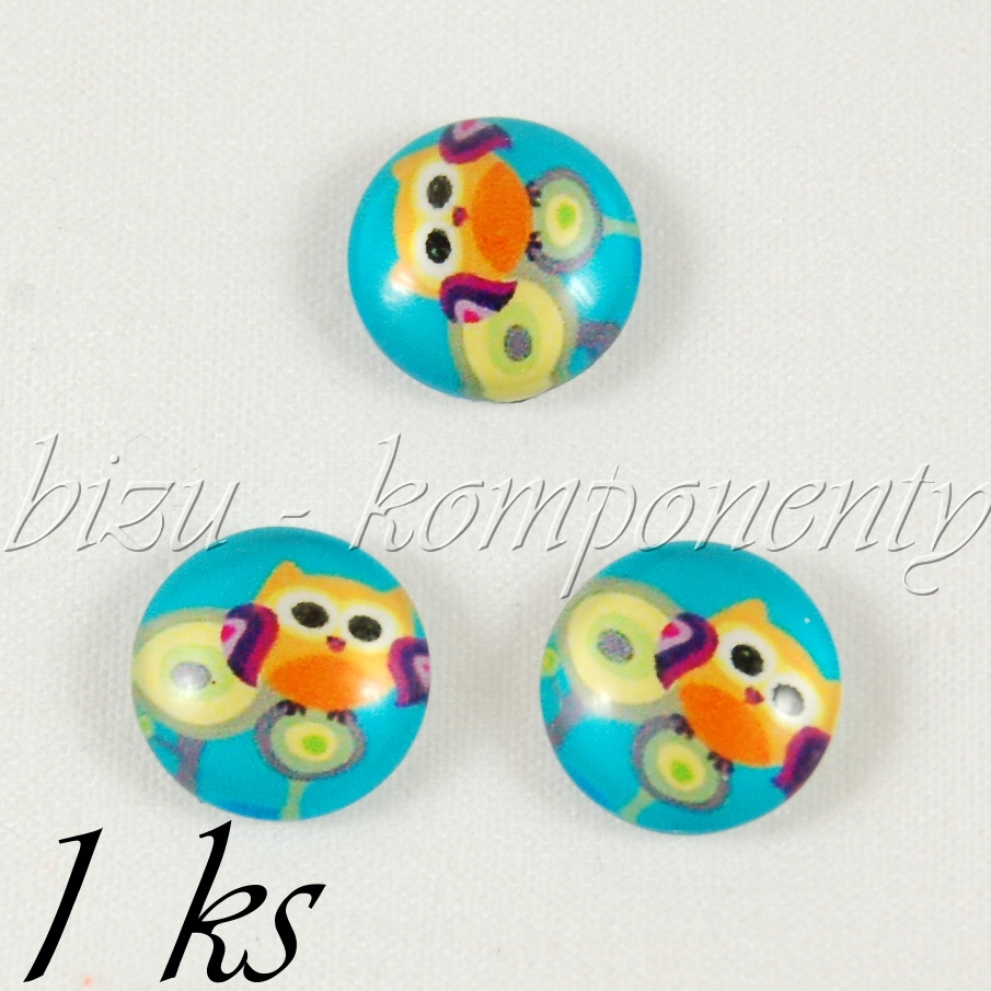 Skleněný kabošon sovička na vysokém stromě (35 2079)