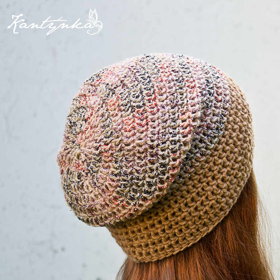 Dámská dlouhá třpytivá čepice