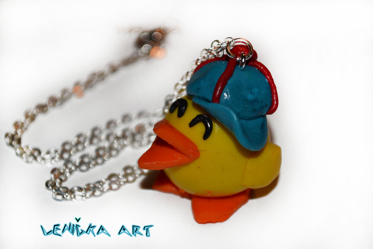 Kuřátko s kšiltem 