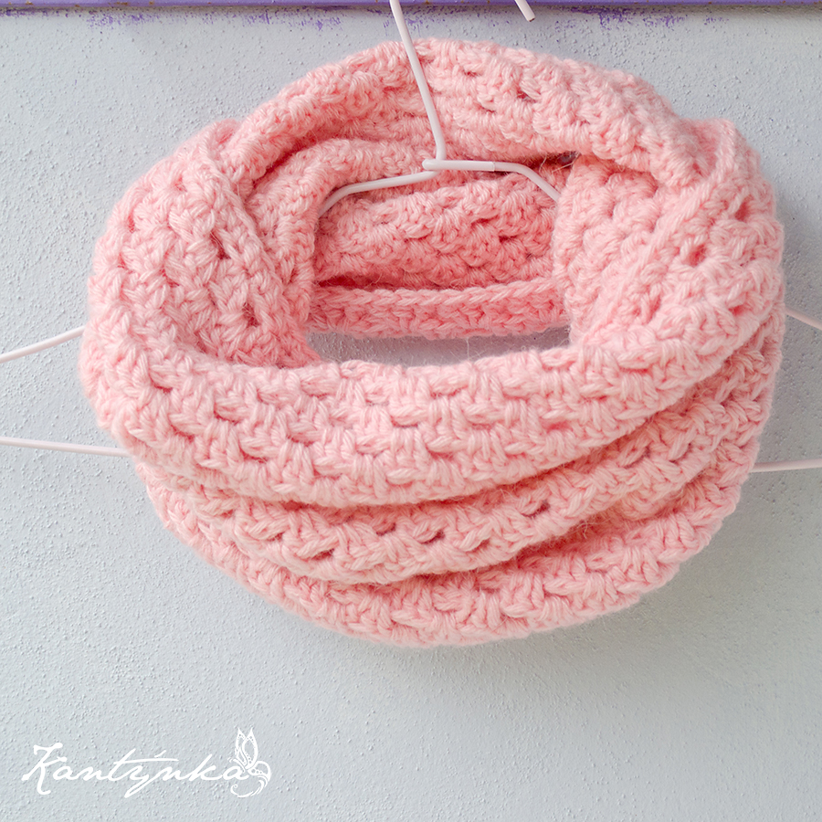 Sladce růžový nákrčník