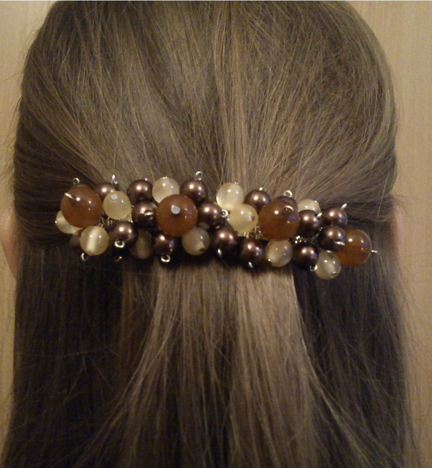 Spona do vlasů v barvách kávy