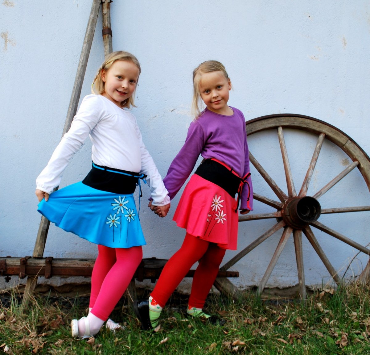 Kolová sukýnka kopretinová