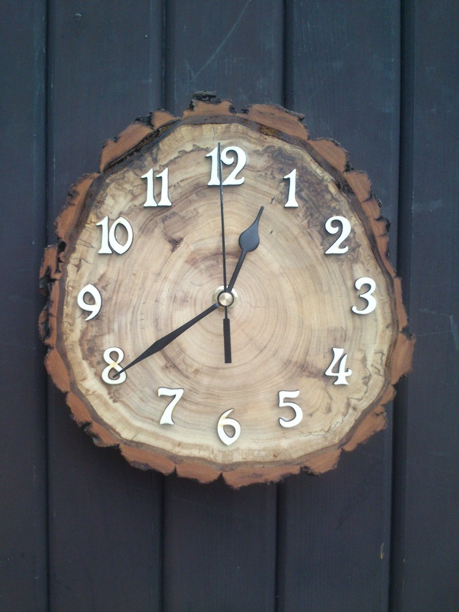 Dřevěné Hodiny