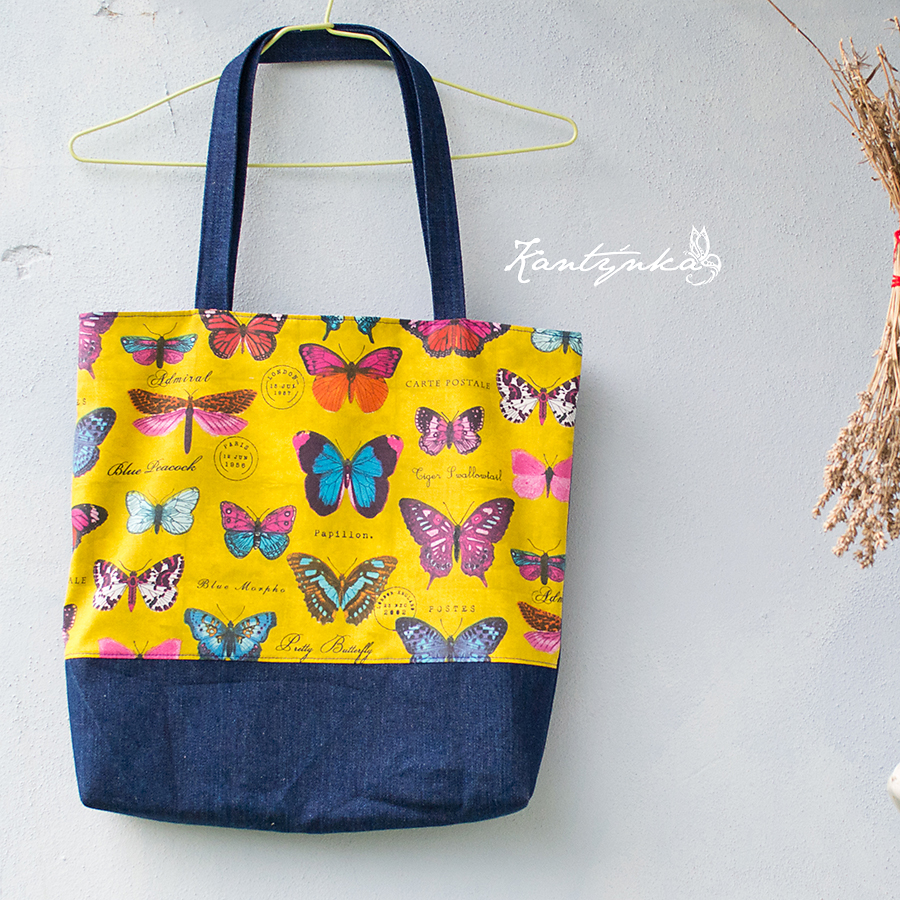 Džínová sbírka motýlů..