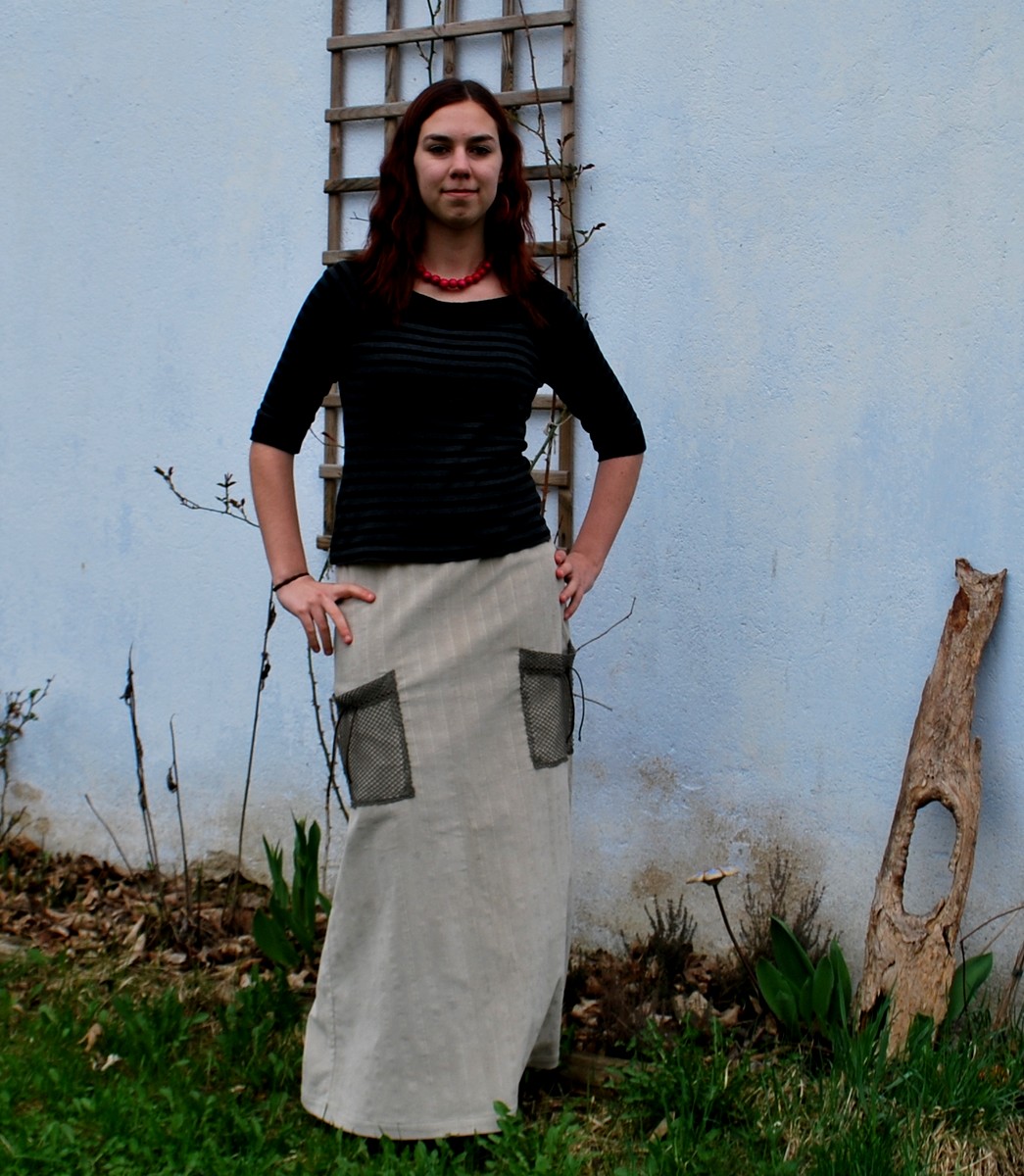 Manžestr a síťovina - dlouhá sukně