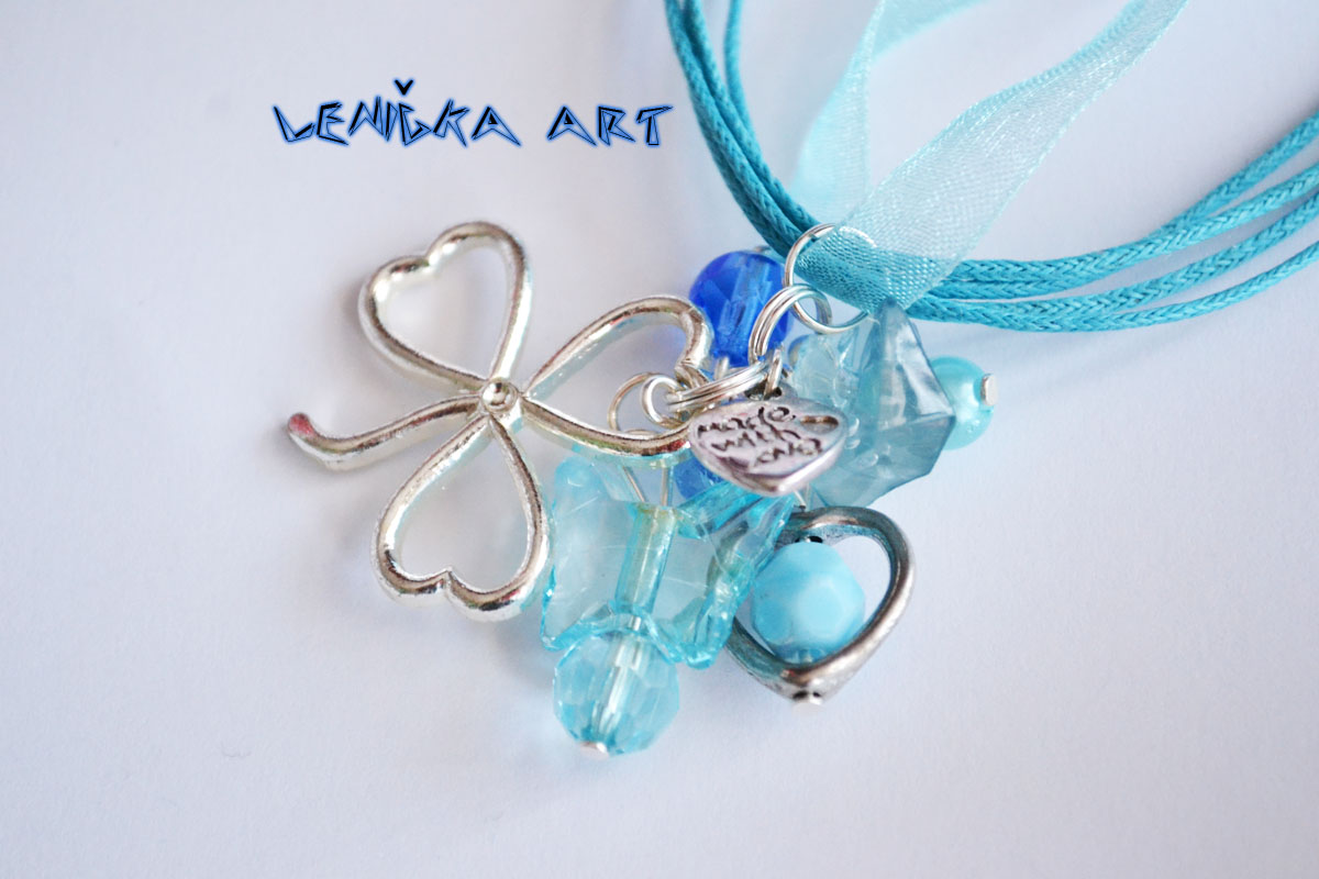 Štěstí padá z mraků 