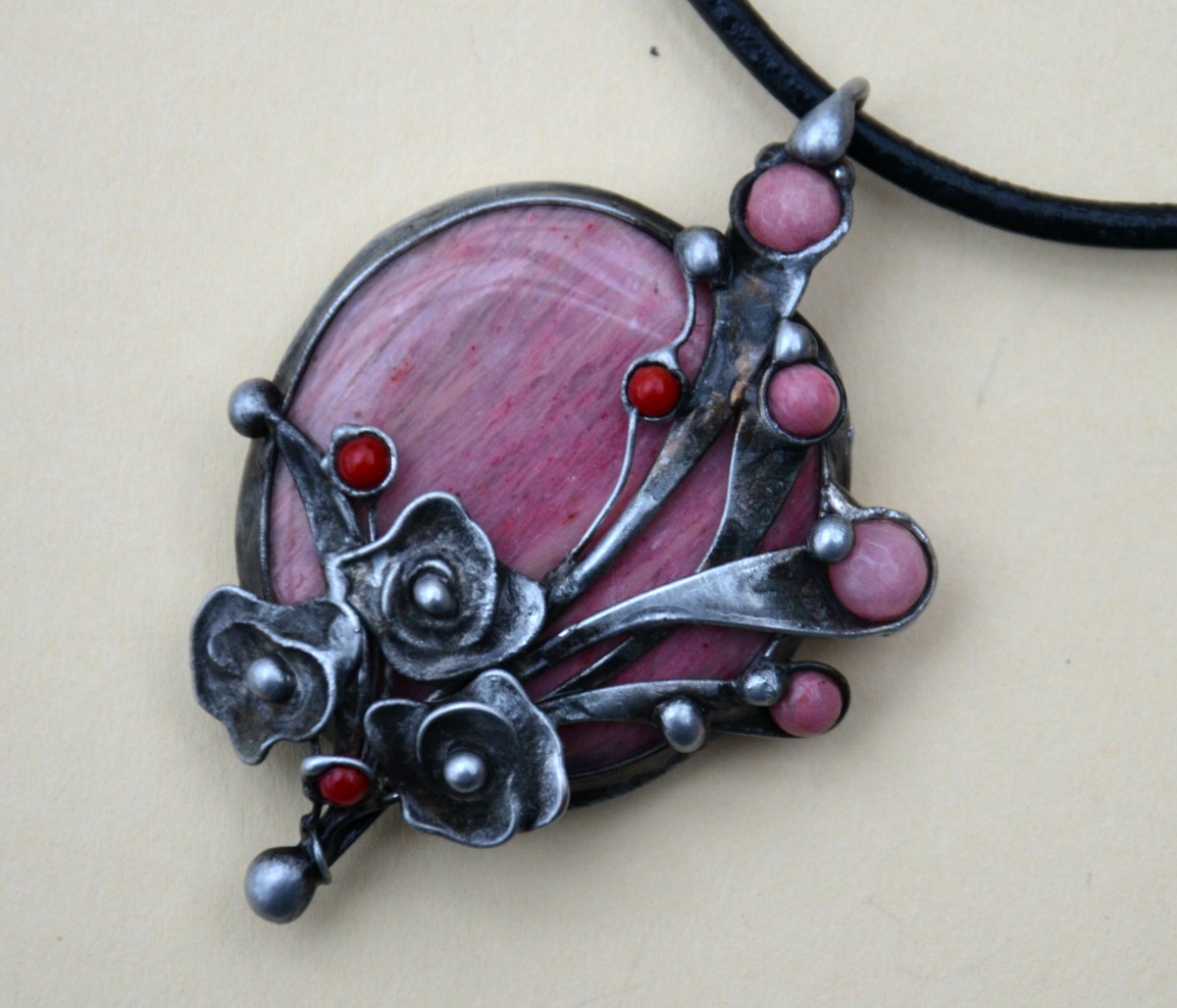 Kytička z lásky - rodonit