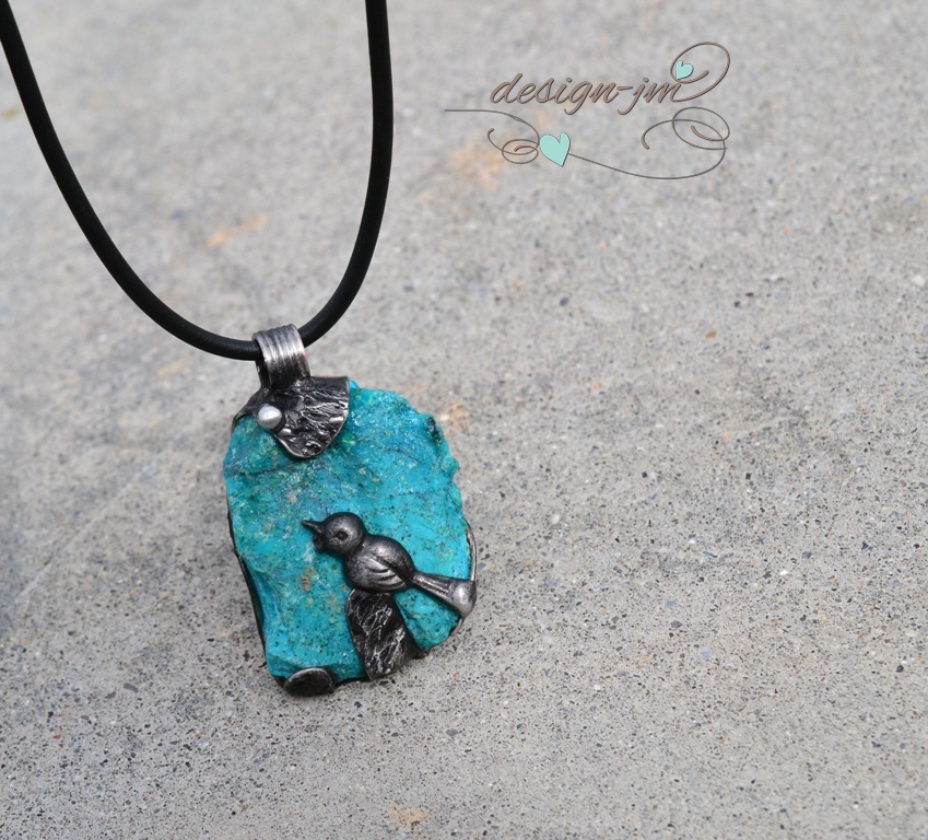 Na skále.. (chryzokol)