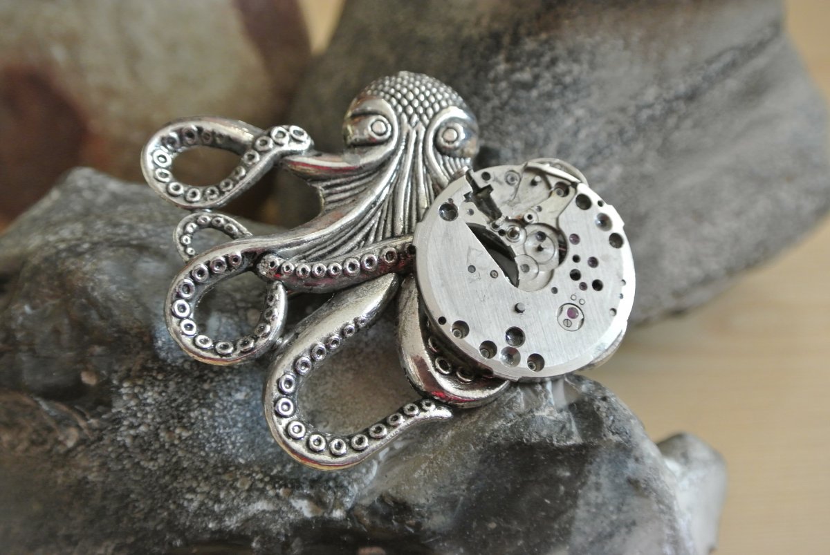 Steampunková brož chobotnice - torzo strojku