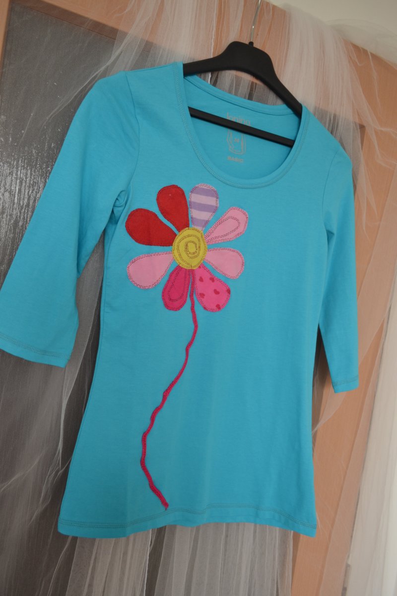 Triko Veselá kytka v moři vel.34 (spíš S/M)