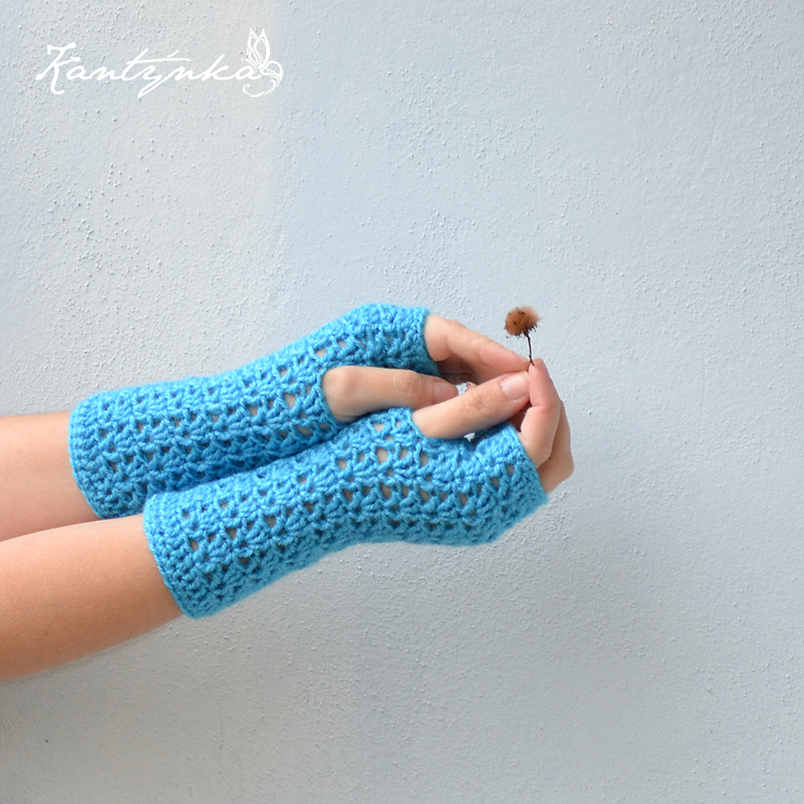 Tyrkysové návleky na ruce