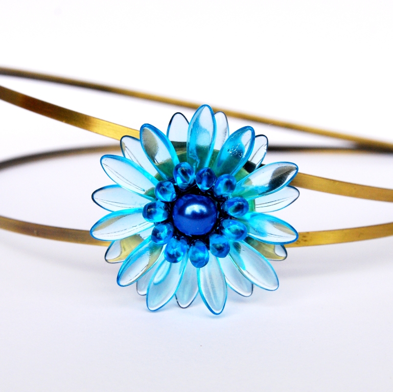 Tyrkyska ma mosazi - dvojitá čelenka