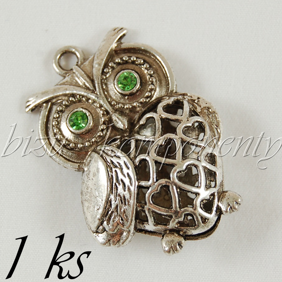 Srdíčková 3D sova se zelenýma očima, stříbrná barva (02 0912)