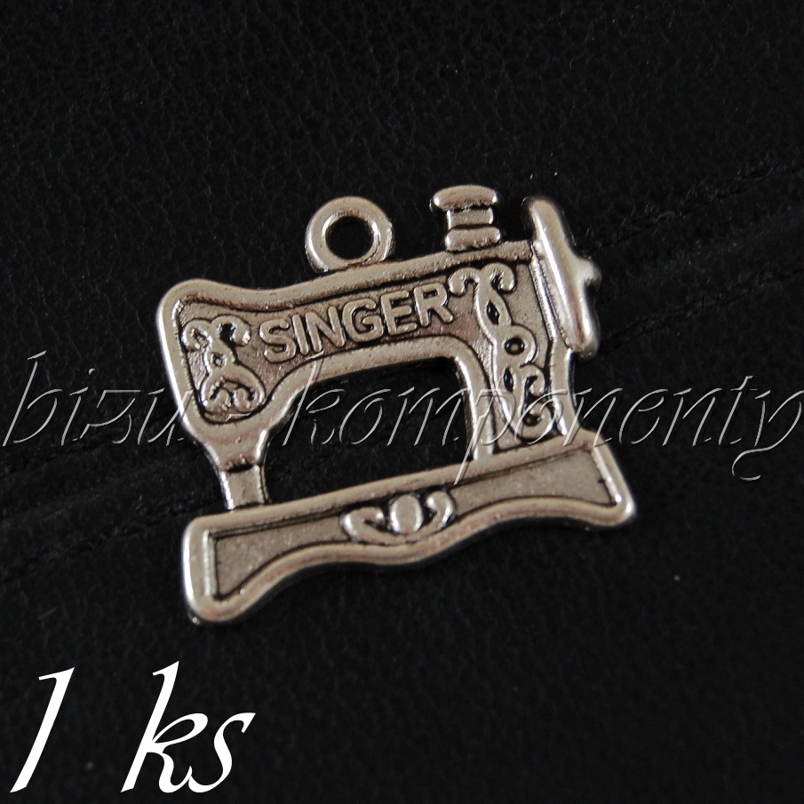 Šicí stroj, stříbrná barva (02 0937)