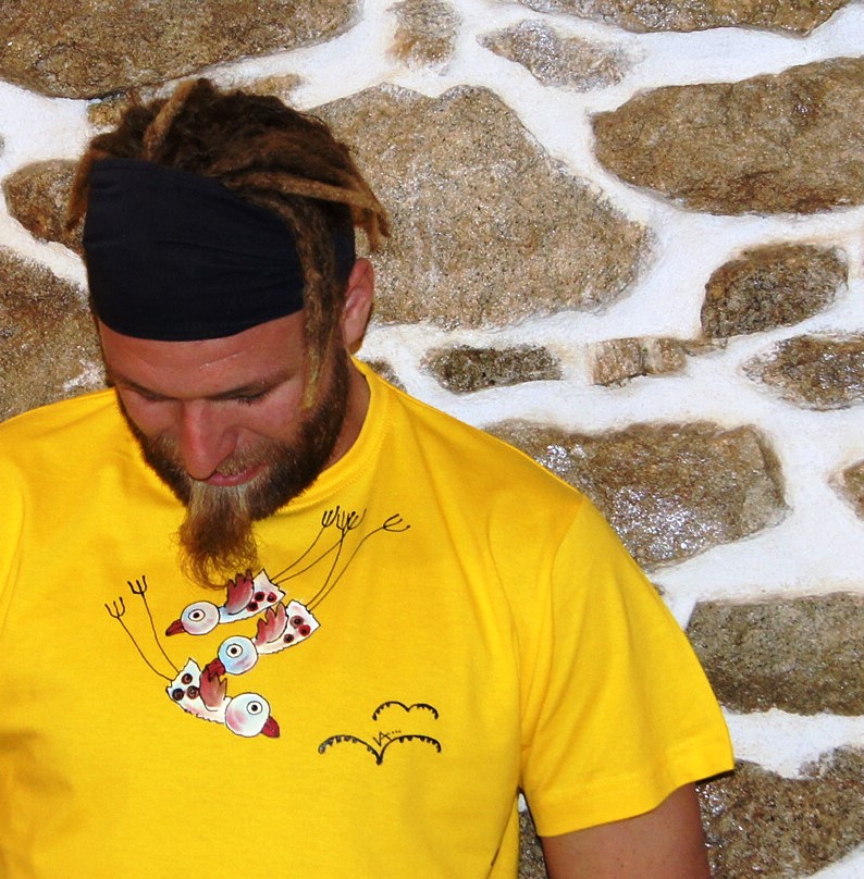 Žluté triko s ptáčky