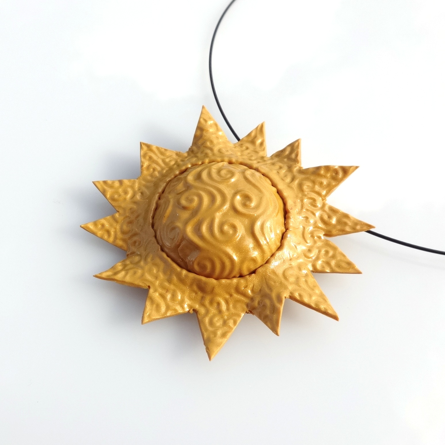 Přívěsek "zlaté slunce" 