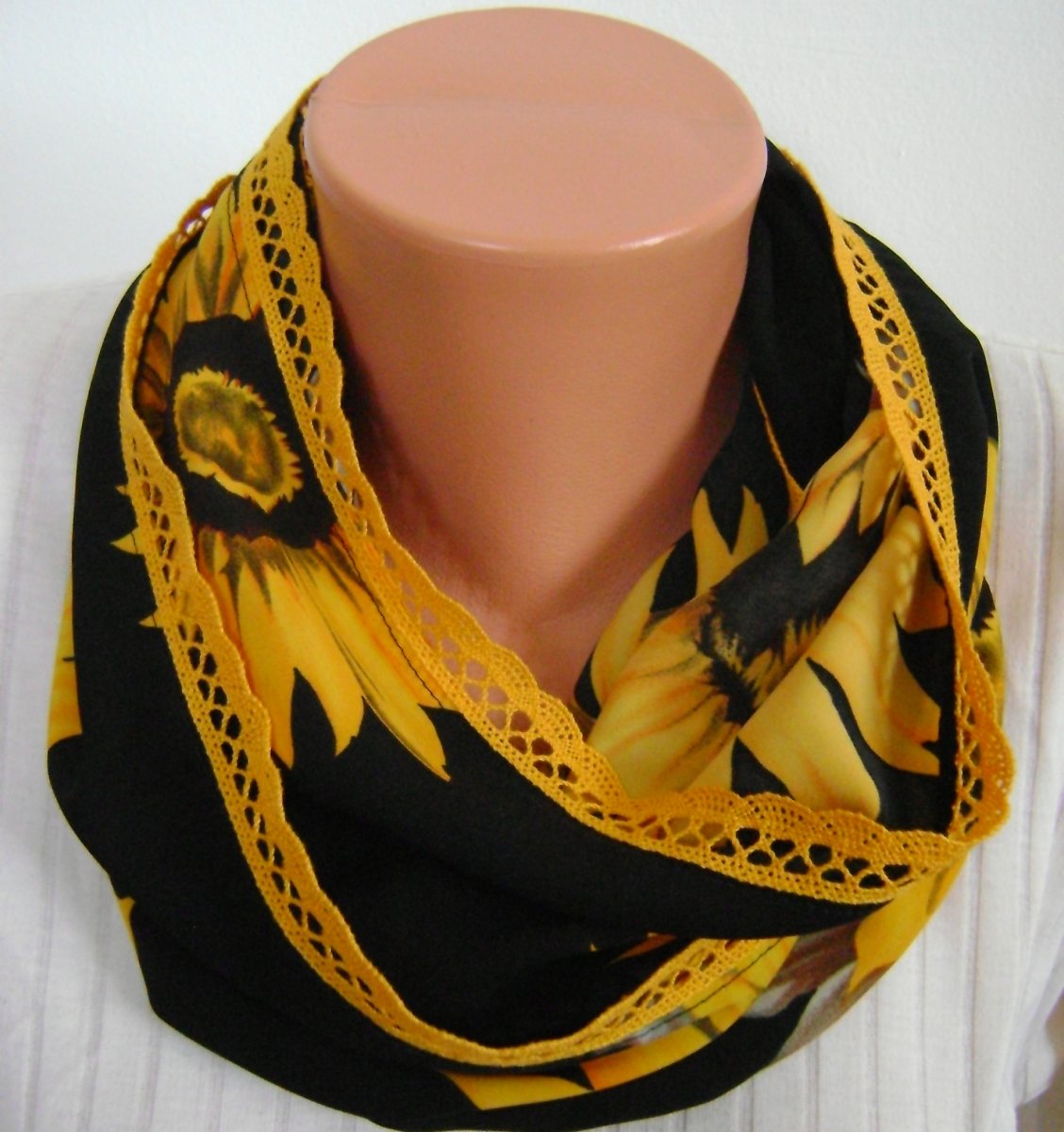 letní nekonečná šála s kraječkou