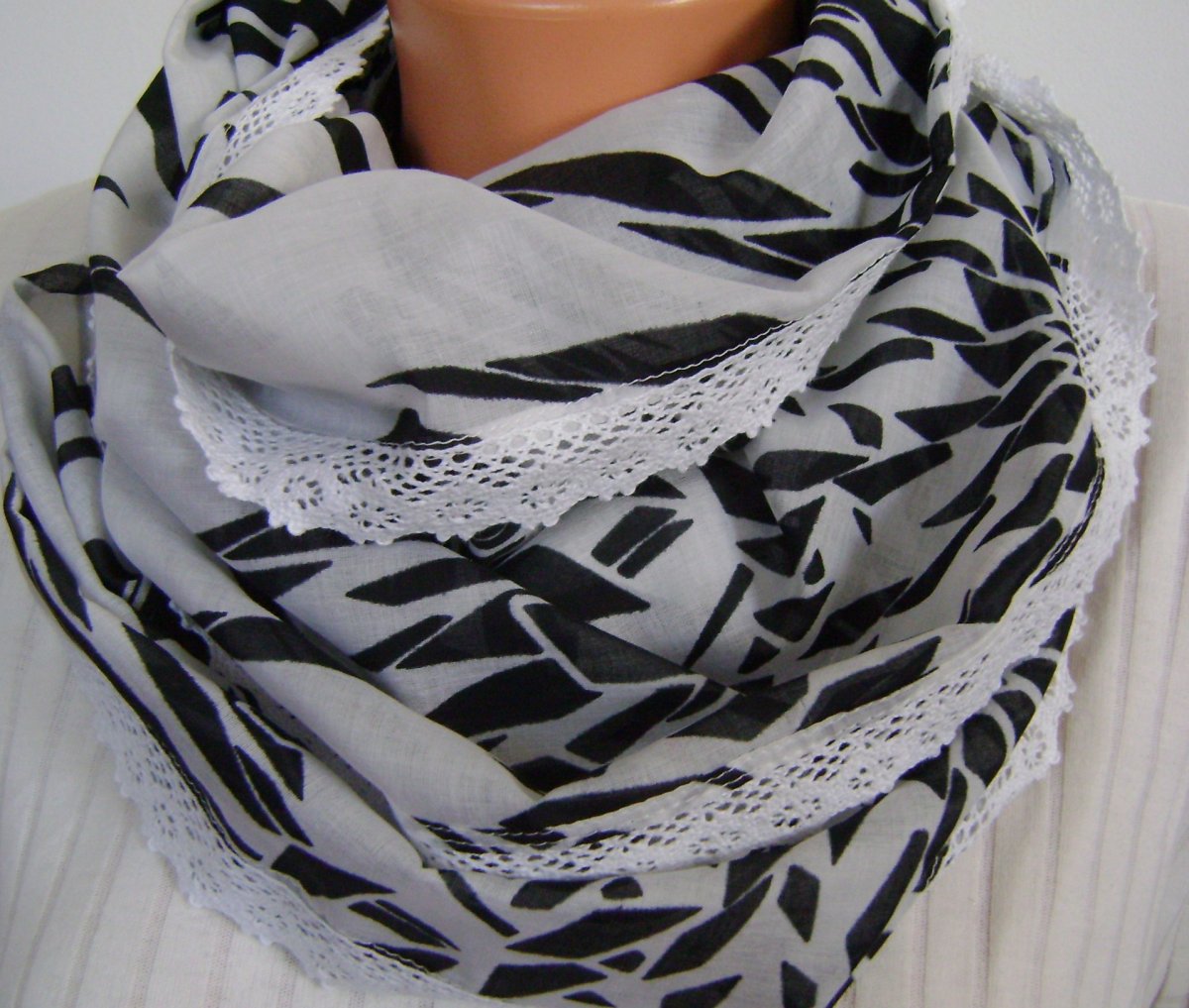 letní nekonečná šála s kraječkou