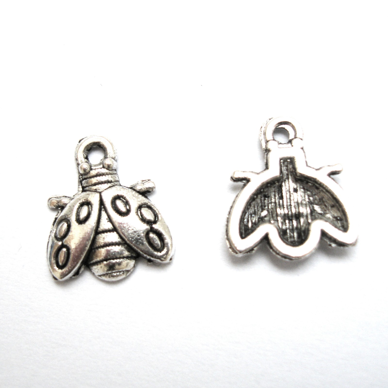 Přívěsek beruška 12x15 mm - 1 ks