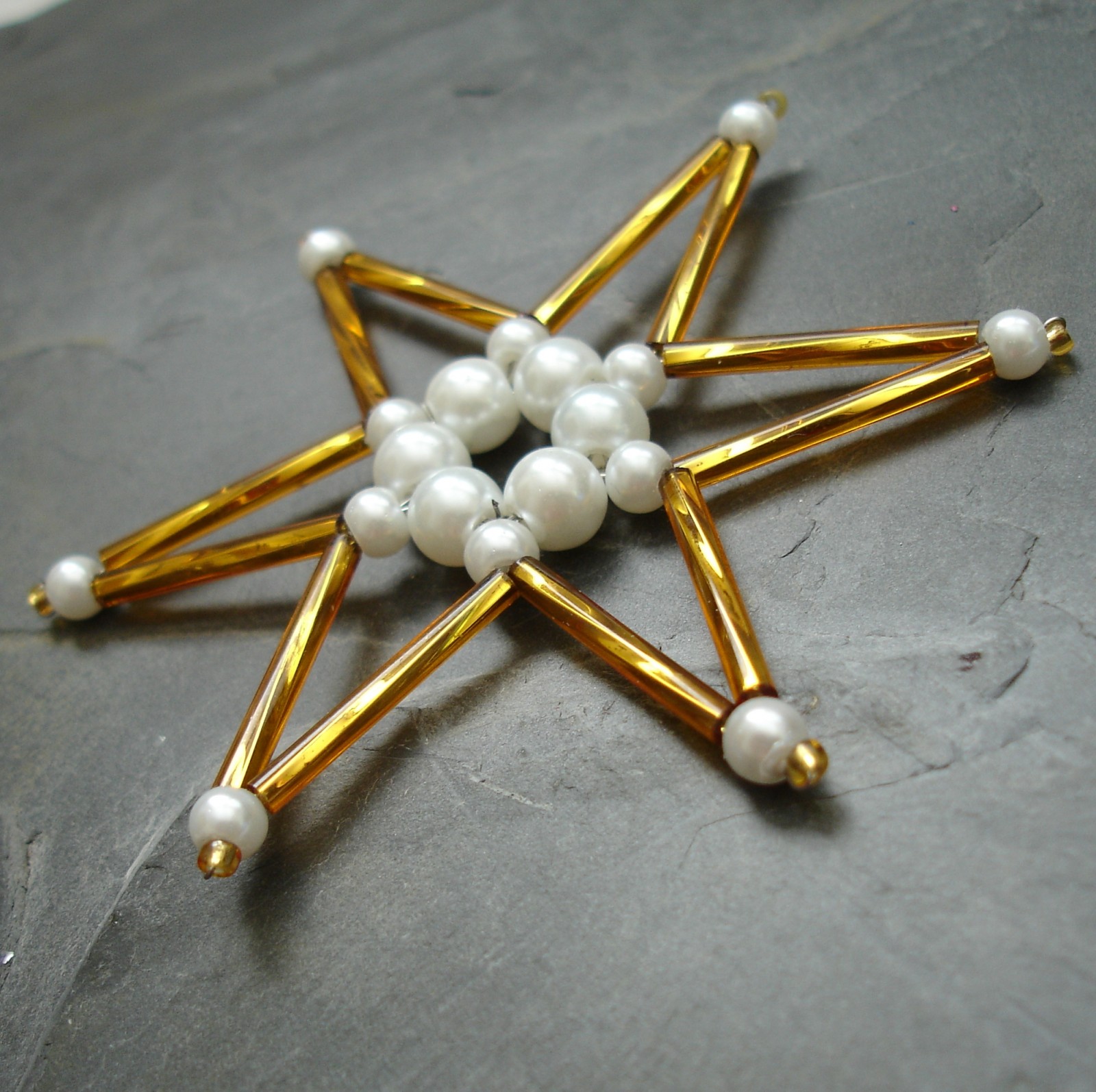 hvězdička bílo-zlatá