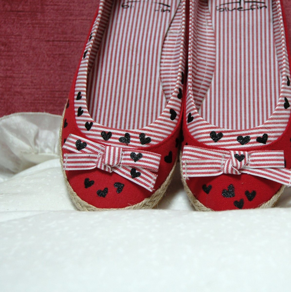 Malované střevíčky pro zámeckou paní :)