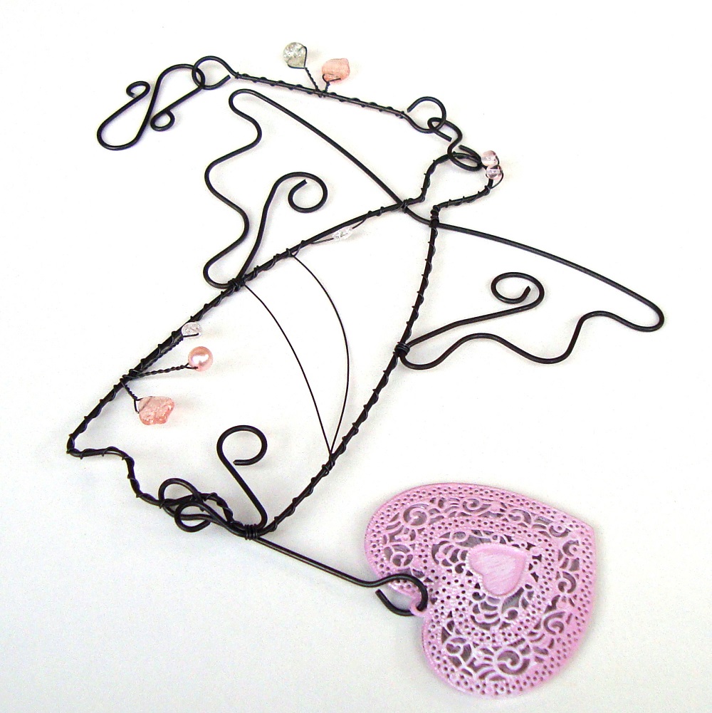 Růžová andělka se srdíčkem 