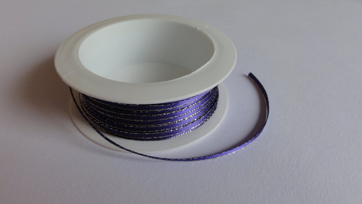 Saténová stužka s lurexem  3mm -  fialová  - 3m