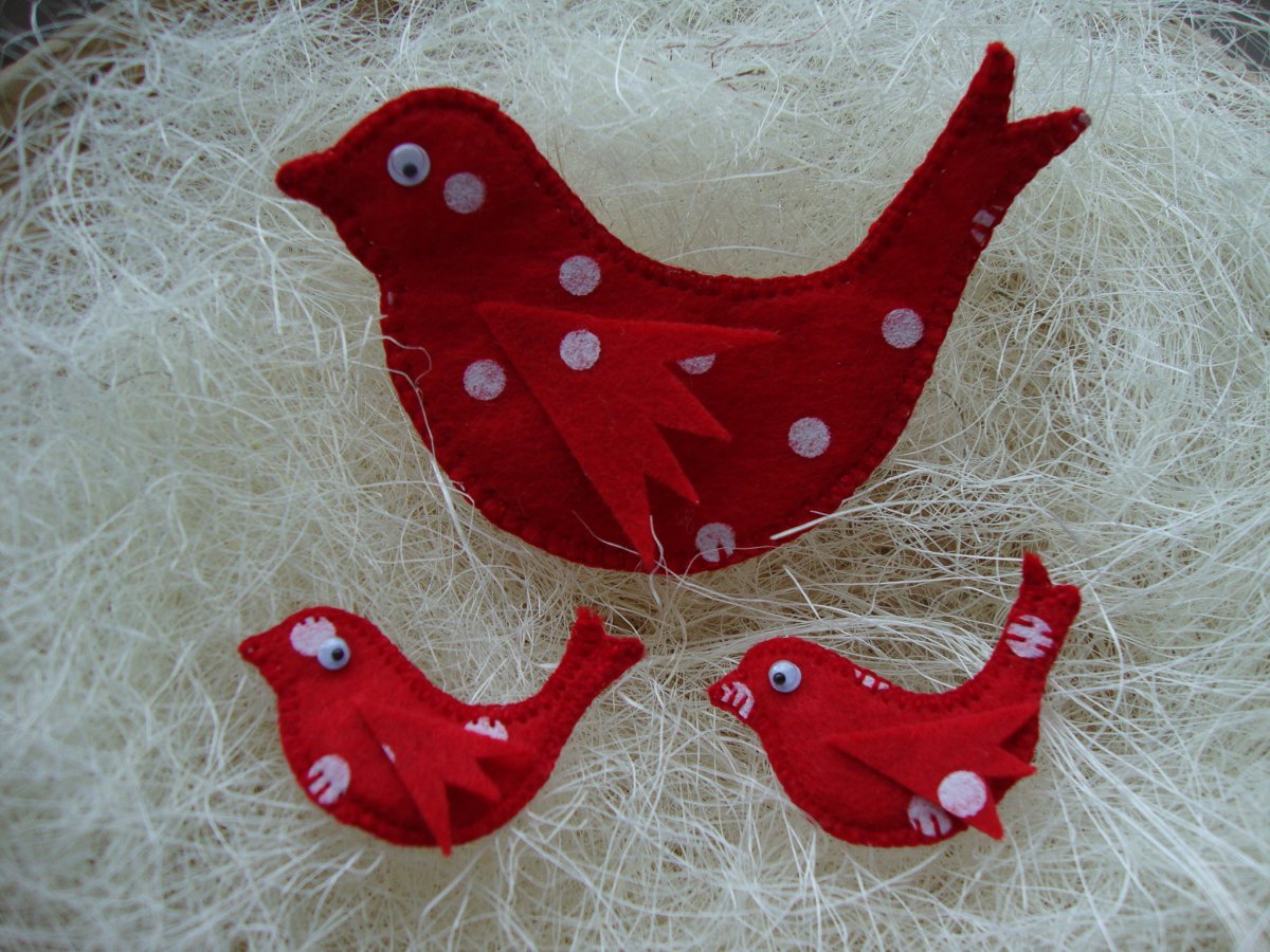 Ptačí rodinka puntíkatá