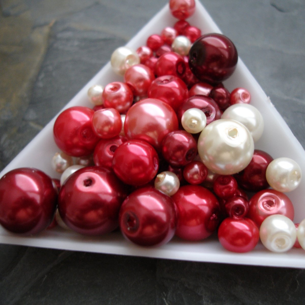 Mix voskovaných kuliček - 30 g - červeno-bílý