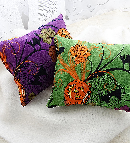 Strašidelný levandulový polštářek (fialový)