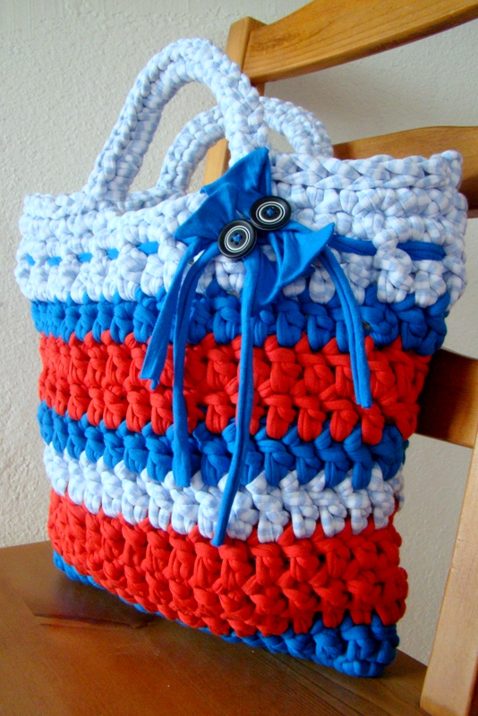 Kapitánkou na lodi - háčkovaná kabelka