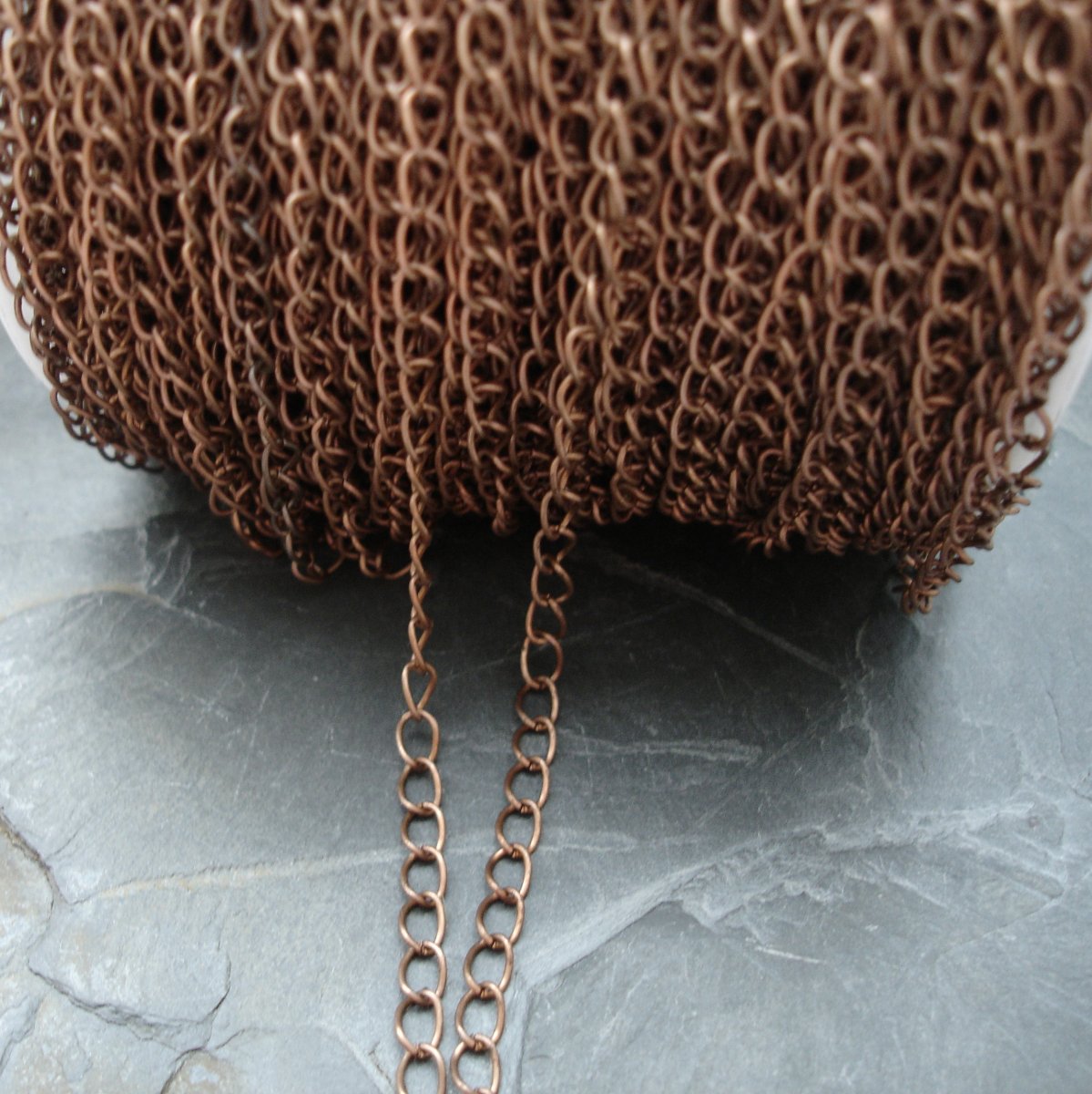 Řetízek 5x4mm - staroměděný - 1m