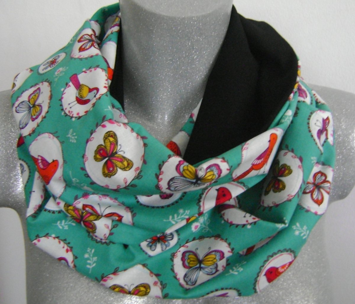 nekonečná šála Jarní louka II.