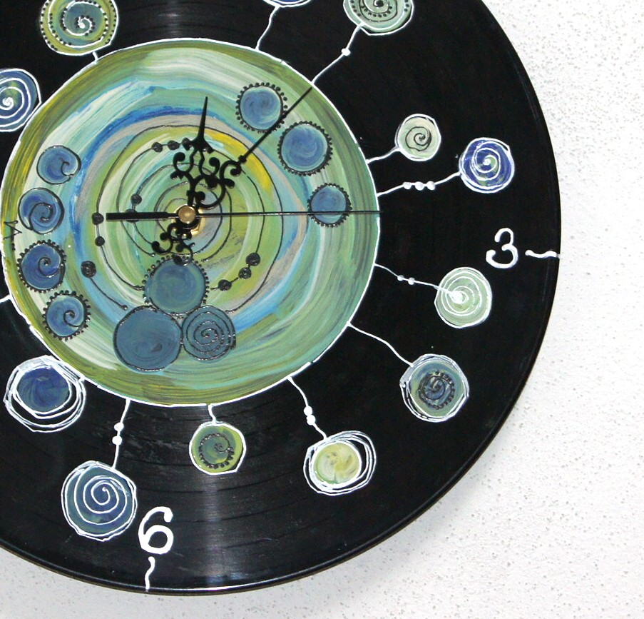 Originální vinylové hodiny kuličkové