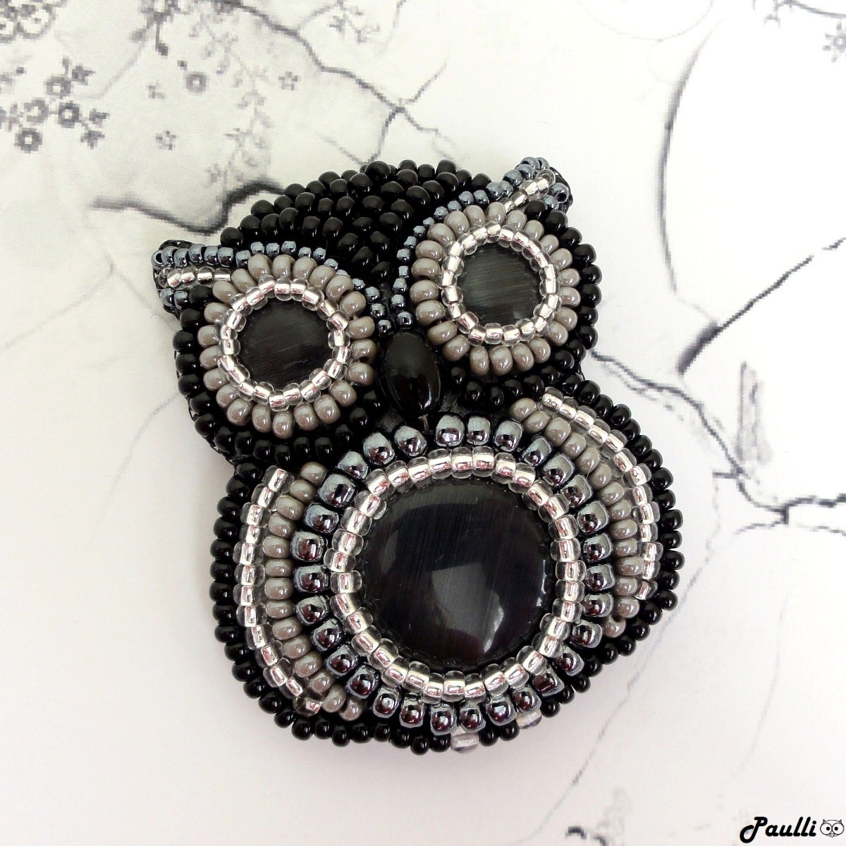 Černá sovička z korálků