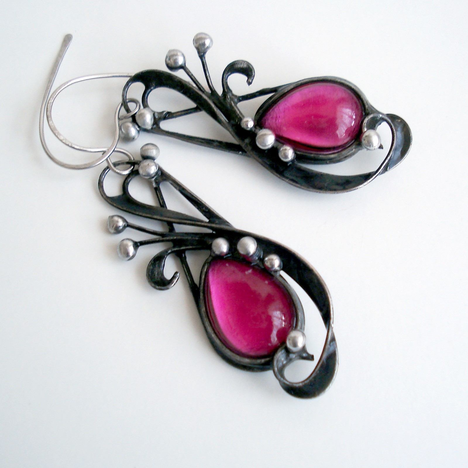 Malinové náušnice