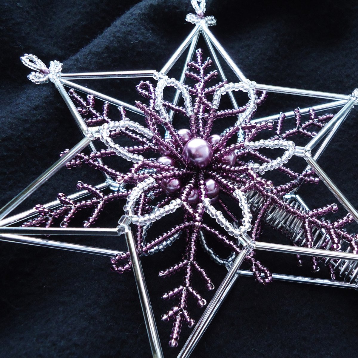 Špice na stromeček z korálků  (fialová/stříbrná)